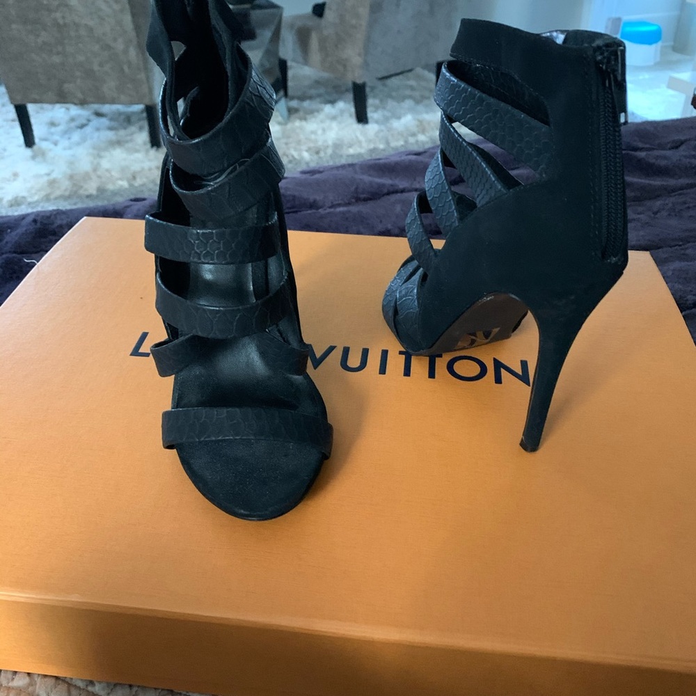 Black Sandals with Heels